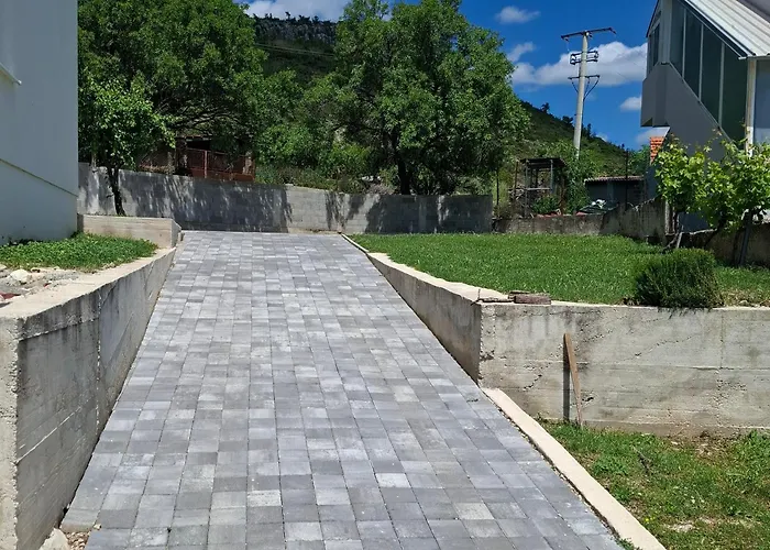 Misljen Apartmants Apartment *