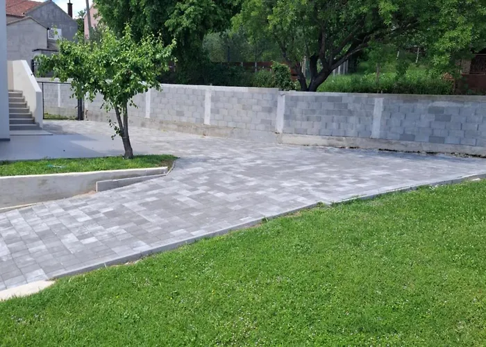 Apartment Misljen Apartmants